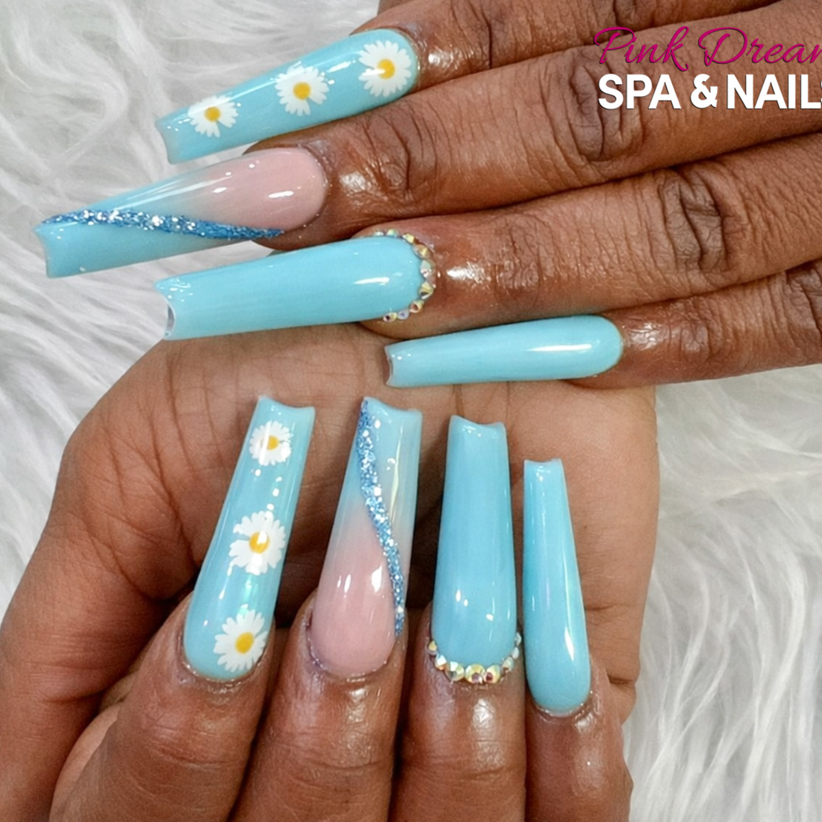 Blue daisy acrylic set